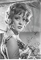 Archivo:Silvia Pinal in Maribel y la extraña familia (1960)