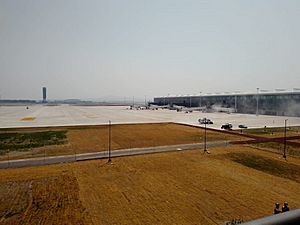 Archivo:Aeropuerto Internacional Felipe Ángeles, Zumpango (5)