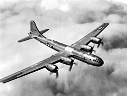 Archivo:B-29 in flight