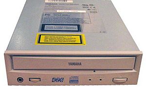 Archivo:CD-ROM drive