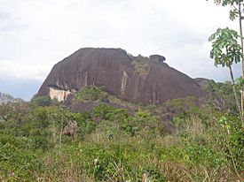 Cerro cerca de Betania de Topocho, estado Amazonas, Venezuela.JPG