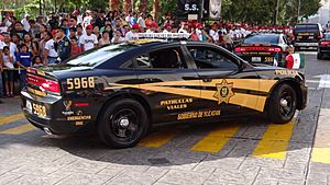 Archivo:Dodge Charger 2014 SSP Yucatán