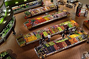 Archivo:EmpressWalkLoblaws-Vivid