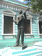 Estatua de Guty Cárdenas, Mérida, Yucatán (01)