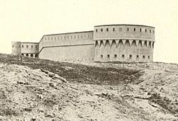 Archivo:Fuerte de María Cristina, Melilla