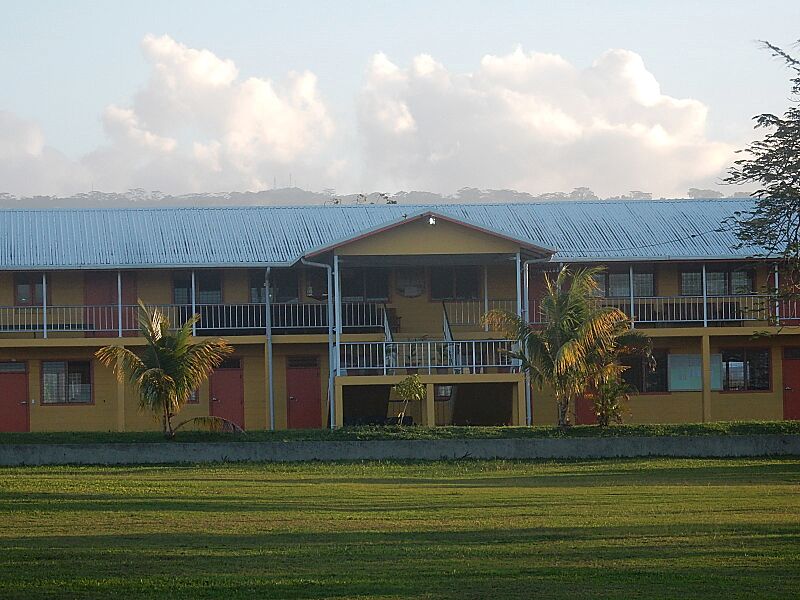 Handsome School (30182702370)