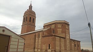 Archivo:Iglesia de San Juan Bautista de Rodilana (Valladolid) (2)