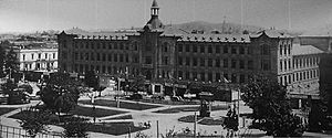 Archivo:Liceo Enrique Molina Garmendia