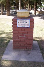 Archivo:Monumento a la cacerola en San José de Jáchal