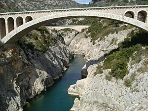 Archivo:Pont du diable