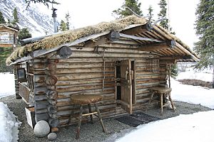 Archivo:Proenneke Cabin NPS