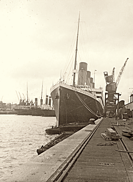 Titanic earlier Southampton