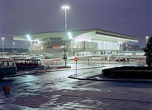 Archivo:Warszawa 1975 WDC 42783
