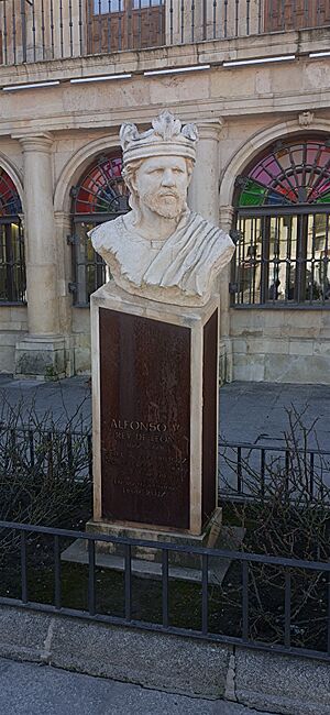 Archivo:Busto de Alfonso V de León