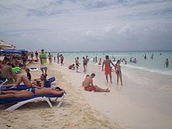 Archivo:Isla Mujeres Playa Norte Beach
