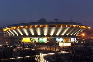 Archivo:Katowice - Spodek by night