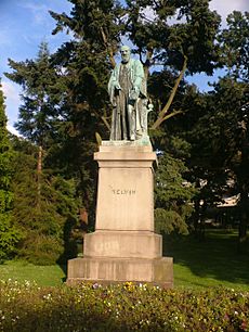 Archivo:Lord Kelvin, Botanic park Belfast