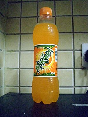 Archivo:Mirinda nigeria plastic bottle