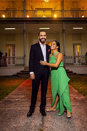 Archivo:Nayib Bukele y Gabriela de Bukele