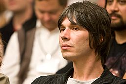 Archivo:Professor Brian Cox at the Science Foo Camp -- 11 August 2008