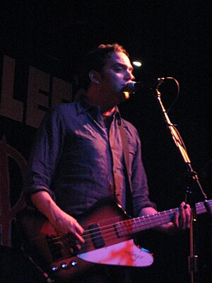 Archivo:Adam Schlesinger in concert