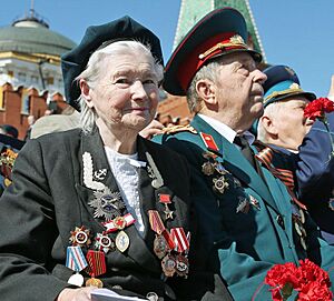 Archivo:Ekaterina Mikhailova-Dyomina 9 May 2013