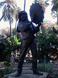 Archivo:Estatua del Fiestero