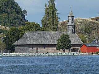 Iglesia de San Juan (Dalcahue). Chiloé. Chile.jpg
