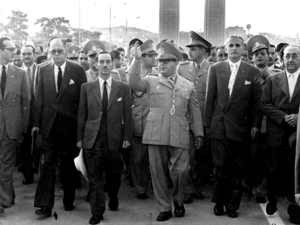 Archivo:Inauguracicon del Centro Simon Bolivar, Venezuela 1954