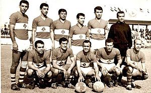 Archivo:Lebanon national football team 1966