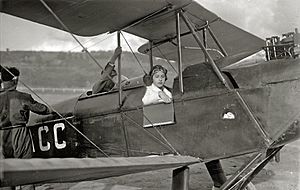 Archivo:M-CACC, De Havilland Moth, 1928, Bernaldo de Quirós