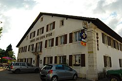 Montfaucon Hotelo du Lion d Or 058.JPG