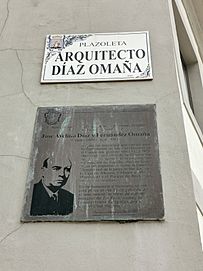 Archivo:Placa en honor a José Avelino Días Fernández-Omaña, Gijón