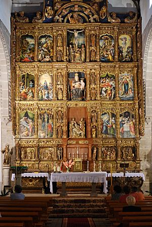 Archivo:Retablo-iglesia-santa-maria-del-castillo