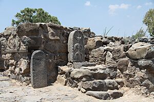Archivo:Ruins of Bethsaida village in summer 2011 (7)