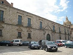 Segovia - Palacio Episcopal.jpg