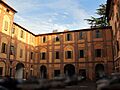 Siena, palazzo reale, cortile del buontalenti 01