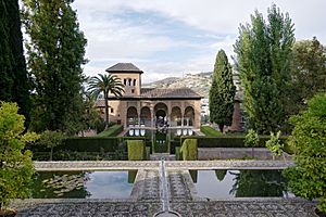 Archivo:Spain Andalusia Granada BW 2015-10-25 17-47-40 1
