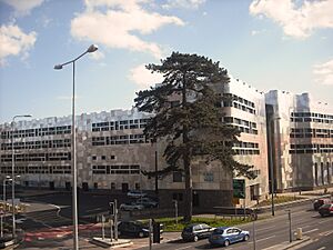 Archivo:WJEC Cardiff 1