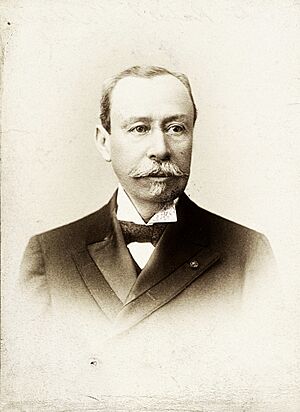 Archivo:Zaldívar