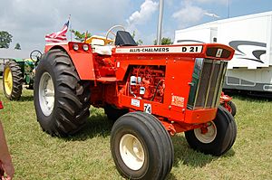 Archivo:Allis-Chalmers D21 series II tractor