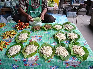 Archivo:Ants Eggs Market Thailand