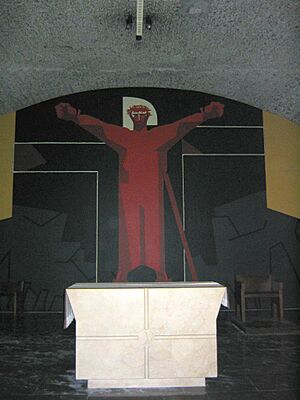 Archivo:Arantzazu Cristo resucitado