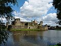Caerphilly castle - panoramio