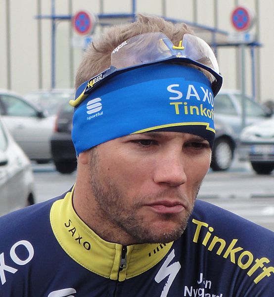 Denain - Passage du Grand Prix de Denain le 11 avril 2013 (047A)