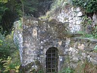 Archivo:Ermita de Cueva Santa Santo Toribio de Liébana
