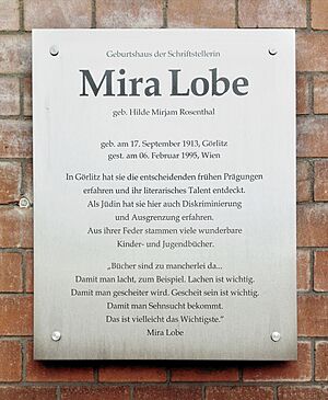 Archivo:Görlitz Gedenktafel Mira Lobe (retouched)