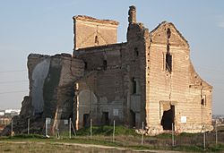 Archivo:Iglesia de San Pedro - Parque de Polvoranca - Madrid - España