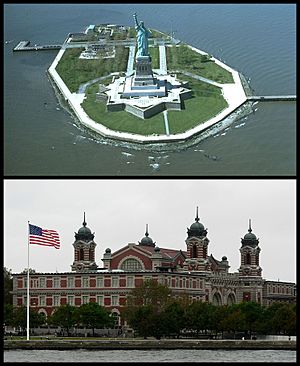 Archivo:Liberty and Ellis Island