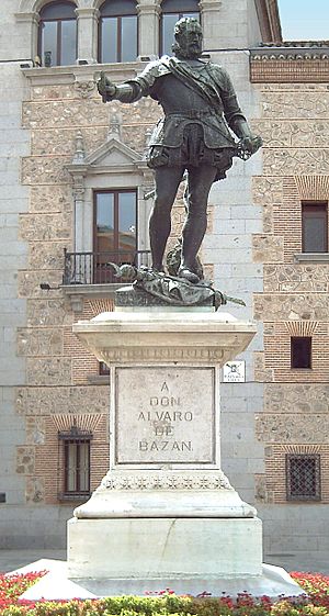 Archivo:Monumento a Álvaro de Bazán (Madrid) 01